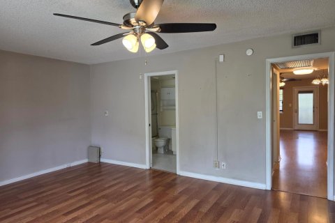 Condominio en venta en Coconut Creek, Florida, 1 dormitorio, 74.14 m2 № 2251156 - foto 7
