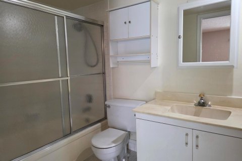 Condominio en venta en Coconut Creek, Florida, 1 dormitorio, 74.14 m2 № 2251156 - foto 8
