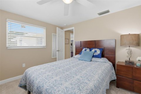 House in Anna Maria, Florida 2 bedrooms, 113.62 sq.m. № 2151076 - photo 19