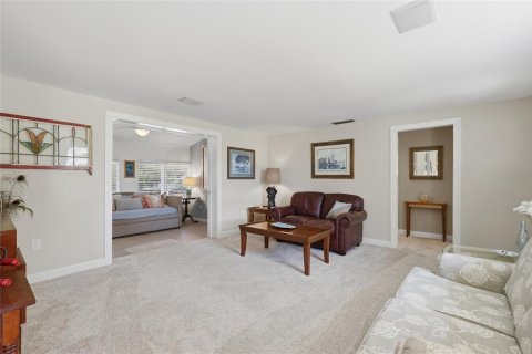 House in Anna Maria, Florida 2 bedrooms, 113.62 sq.m. № 2151076 - photo 6