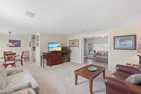 House in Anna Maria, Florida 2 bedrooms, 113.62 sq.m. № 2151076 - photo 4