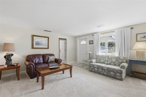 House in Anna Maria, Florida 2 bedrooms, 113.62 sq.m. № 2151076 - photo 5