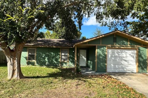 Villa ou maison à Ocala, Floride 3 chambres, 100.52 m2 № 2427127