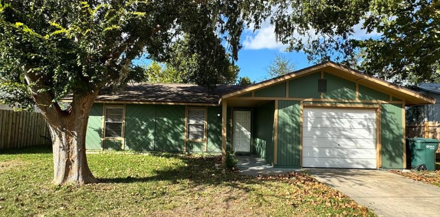 Villa ou maison à Ocala, Floride 3 chambres, 100.52 m2 № 2427127
