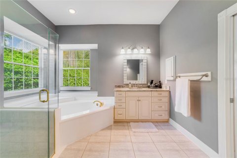 Casa en venta en Mount Dora, Florida, 5 dormitorios, 517.74 m2 № 1803299 - foto 17