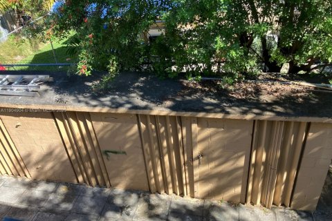 Купить коммерческую недвижимость в Майами, Флорида 410.72м2, № 1956082 - фото 28