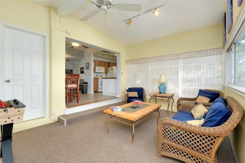 House in Port Charlotte, Florida 4 bedrooms, 167.04 sq.m. № 2223785 - photo 18