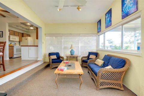 House in Port Charlotte, Florida 4 bedrooms, 167.04 sq.m. № 2223785 - photo 24