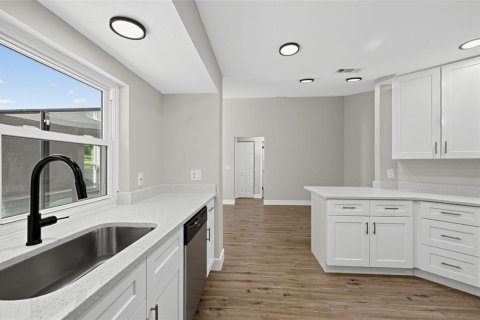 Villa ou maison à vendre à Lecanto, Floride: 3 chambres, 147.25 m2 № 2437354 - photo 11
