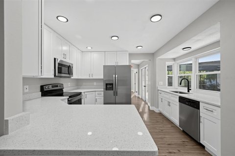 Villa ou maison à vendre à Lecanto, Floride: 3 chambres, 147.25 m2 № 2437354 - photo 10