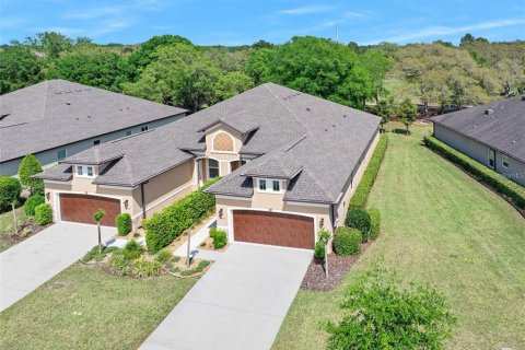 House in Ormond Beach, Florida 3 bedrooms, 157.47 sq.m. № 1855880 - photo 1