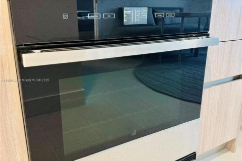 Купить кондоминиум в Майами, Флорида 1 спальня, 50.17м2, № 2015132 - фото 14