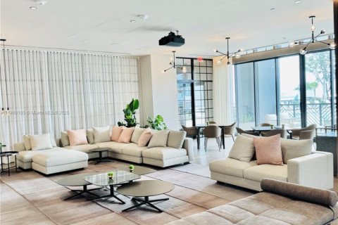 Купить кондоминиум в Майами, Флорида 1 спальня, 50.17м2, № 2015132 - фото 30