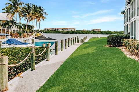 Copropriété à louer à Sarasota, Floride: 3 chambres, 118.91 m2 № 2298795 - photo 29