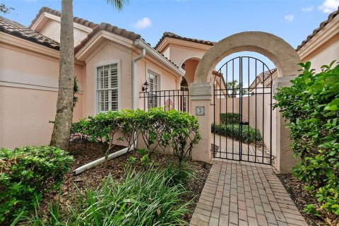 House in Palm Coast, Florida 3 bedrooms, 174.84 sq.m. № 1436367 - photo 2