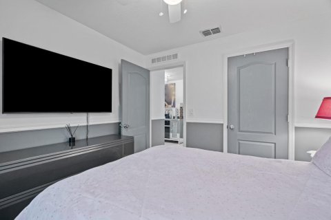 Villa ou maison à vendre à Port St. Lucie, Floride: 5 chambres, 184.32 m2 № 2087336 - photo 24