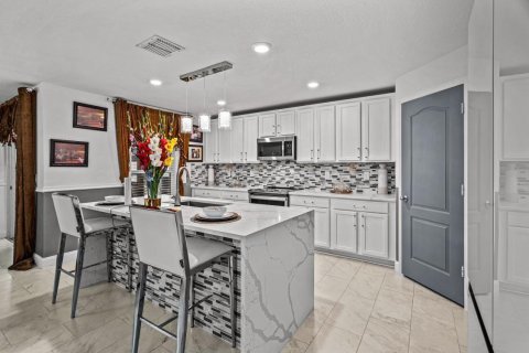 Villa ou maison à vendre à Port St. Lucie, Floride: 5 chambres, 184.32 m2 № 2087336 - photo 11