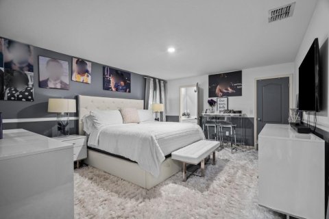 Villa ou maison à vendre à Port St. Lucie, Floride: 5 chambres, 184.32 m2 № 2087336 - photo 21