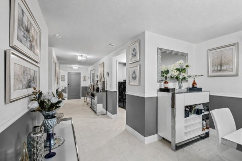 Villa ou maison à vendre à Port St. Lucie, Floride: 5 chambres, 184.32 m2 № 2087336 - photo 10