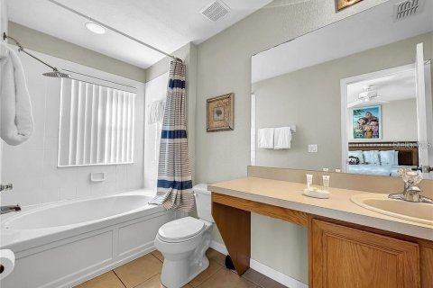 Townhouse in Davenport, Florida 4 bedrooms, 172.43 sq.m. № 1687380 - photo 7