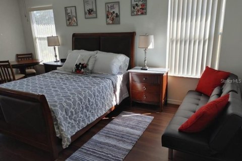 Townhouse in Davenport, Florida 4 bedrooms, 172.43 sq.m. № 1687380 - photo 4