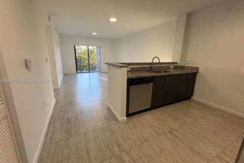 Apartment in Miami, Florida 1 bedroom, 74.32 sq.m. № 1898251 - photo 3