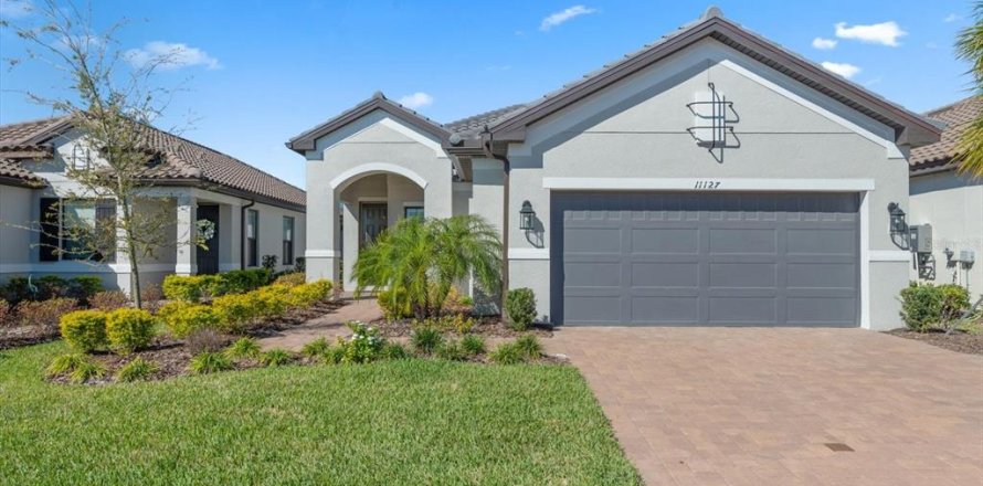 House in Palmetto, Florida 2 bedrooms, 165.18 sq.m. № 1524440