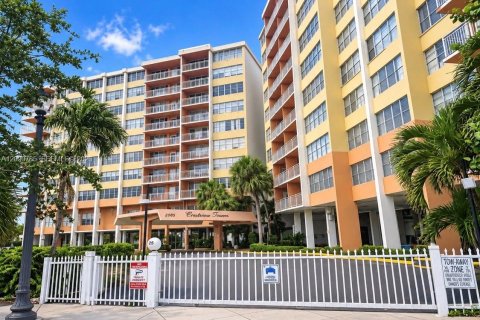 Condo à North Miami Beach, Floride, 1 chambre  № 2367750
