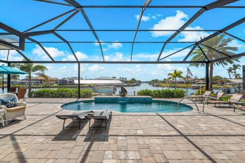 Villa ou maison à vendre à Port Charlotte, Floride: 3 chambres, 189.33 m2 № 2430312 - photo 24