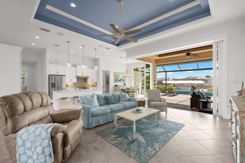 Villa ou maison à vendre à Port Charlotte, Floride: 3 chambres, 189.33 m2 № 2430312 - photo 4