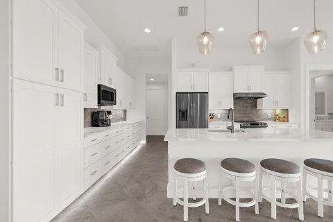 Villa ou maison à vendre à Port Charlotte, Floride: 3 chambres, 189.33 m2 № 2430312 - photo 9
