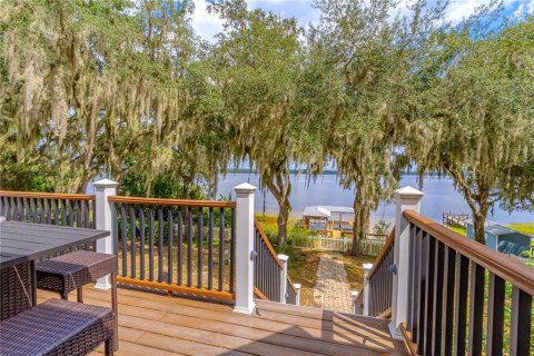 House in Altoona, Florida 6 bedrooms, 392.51 sq.m. № 2403447 - photo 6