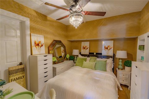 House in Altoona, Florida 6 bedrooms, 392.51 sq.m. № 2403447 - photo 25