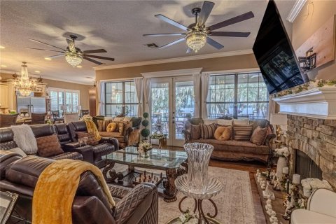House in Altoona, Florida 6 bedrooms, 392.51 sq.m. № 2403447 - photo 4