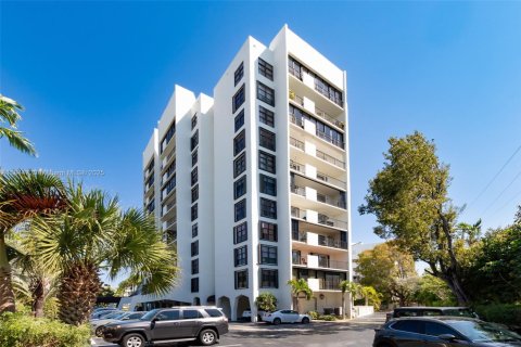 Condominio en Key Biscayne, Florida, 1 dormitorio  № 2012459