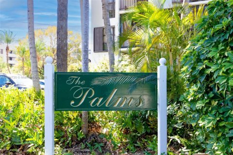 Condominio en venta en Key Biscayne, Florida, 1 dormitorio, 69.12 m2 № 2012459 - foto 4