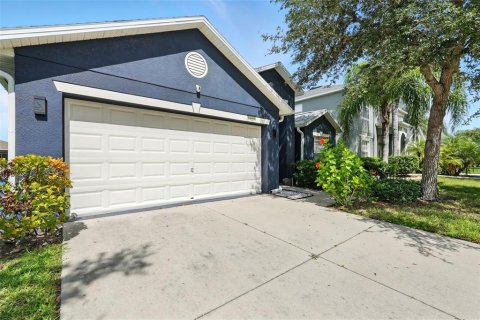 Villa ou maison à vendre à Riverview, Floride: 4 chambres, 179.49 m2 № 1907399 - photo 3