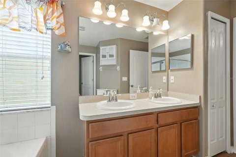 Casa en venta en Riverview, Florida, 4 dormitorios, 179.49 m2 № 1907399 - foto 27