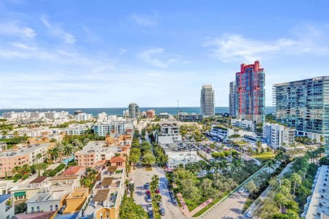 Condo in Miami Beach, Florida, 1 bedroom  № 1973551 - photo 14