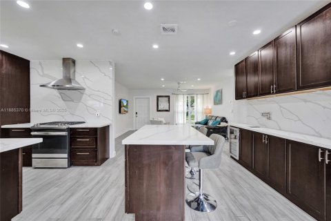 Villa ou maison à vendre à Fort Lauderdale, Floride: 3 chambres, 129.78 m2 № 1938990 - photo 28