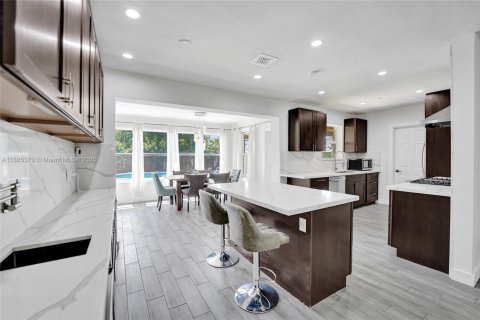 Villa ou maison à vendre à Fort Lauderdale, Floride: 3 chambres, 129.78 m2 № 1938990 - photo 17