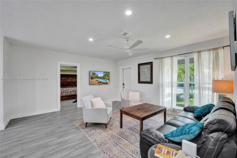 Villa ou maison à vendre à Fort Lauderdale, Floride: 3 chambres, 129.78 m2 № 1938990 - photo 14