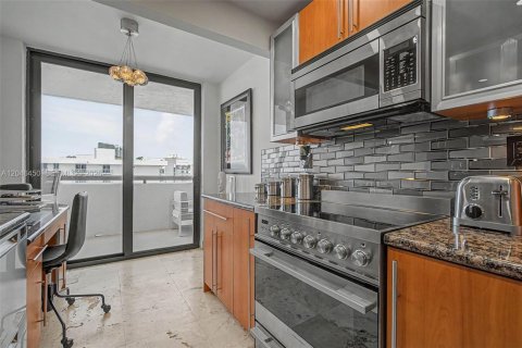 Copropriété à vendre à Miami Beach, Floride: 1 chambre, 74.14 m2 № 2251064 - photo 21