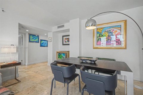 Copropriété à vendre à Miami Beach, Floride: 1 chambre, 74.14 m2 № 2251064 - photo 20