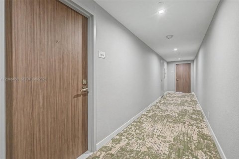 Copropriété à vendre à Miami Beach, Floride: 1 chambre, 74.14 m2 № 2251064 - photo 24