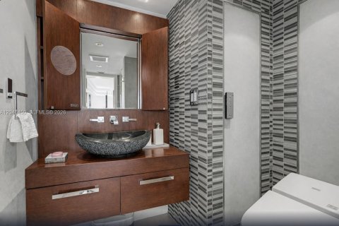 Copropriété à vendre à Miami Beach, Floride: 1 chambre, 74.14 m2 № 2251064 - photo 11