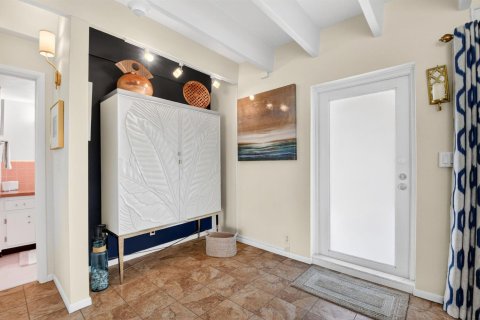 Купить кондоминиум в Саут-Палм-Бич, Флорида 3 комнаты, 68.28м2, № 2084118 - фото 4