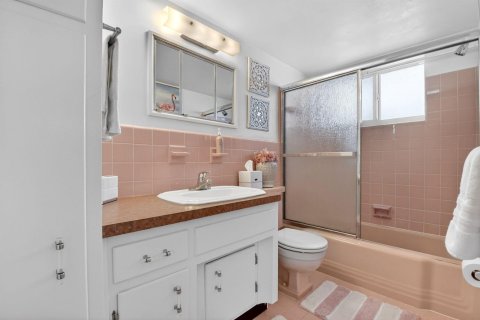 Купить кондоминиум в Саут-Палм-Бич, Флорида 3 комнаты, 68.28м2, № 2084118 - фото 18
