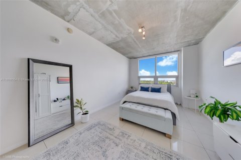 Купить кондоминиум в Майами, Флорида 1 спальня, 67.45м2, № 1937942 - фото 13