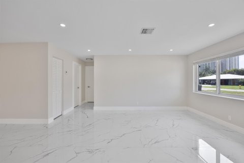 Casa en venta en West Palm Beach, Florida, 3 dormitorios, 124.58 m2 № 2315441 - foto 7